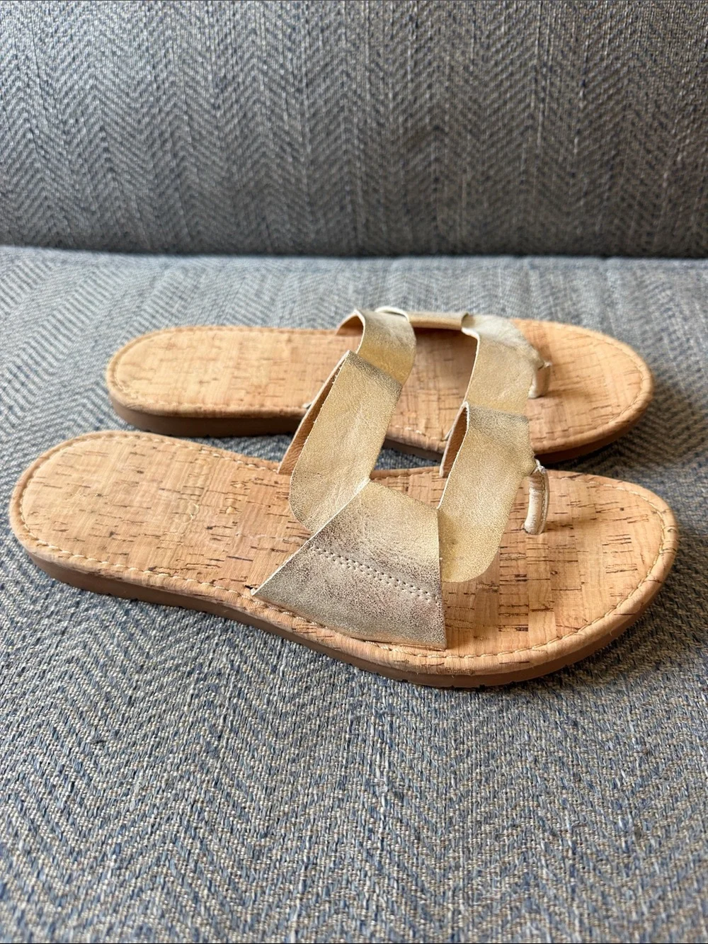 Kork-Ease women's flat slide gold metallic dual-band design Sandals Size: 8M
